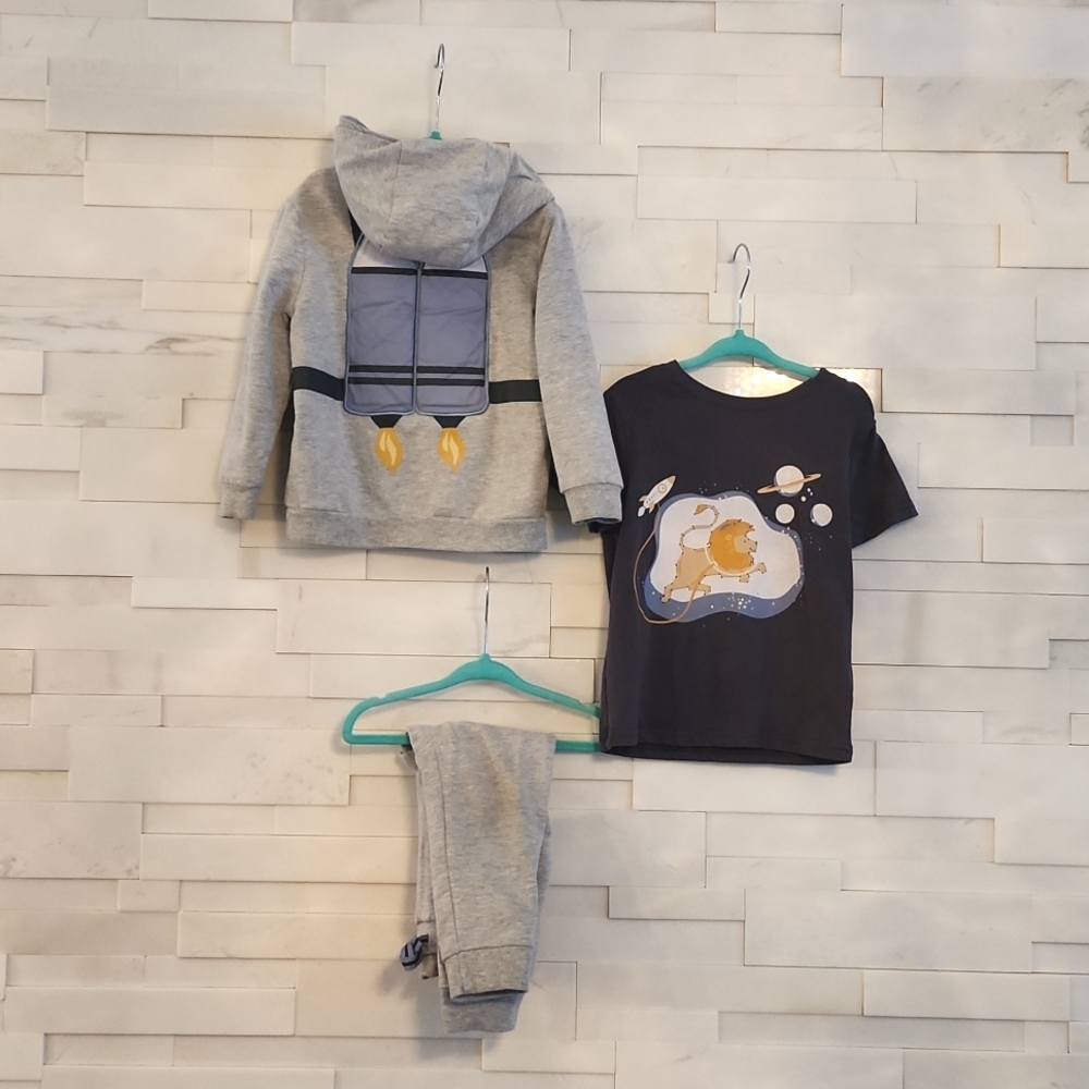 JARVIS ARCHER 3 PIECE ROCKET/SPACE SET. SIZE 3T GREY AND BLUE